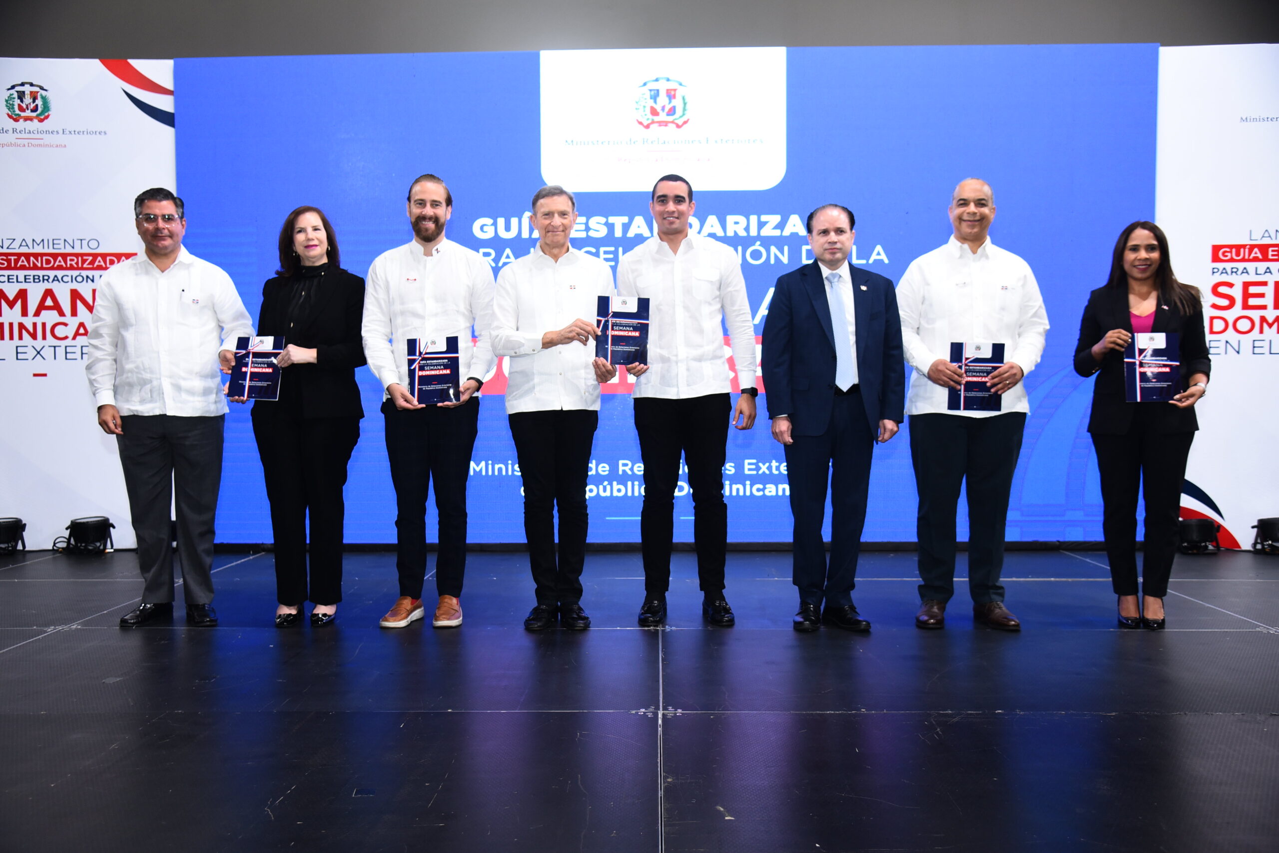 Mirex presenta la Guía Estandarizada de la Semana Dominicana en el Exterior