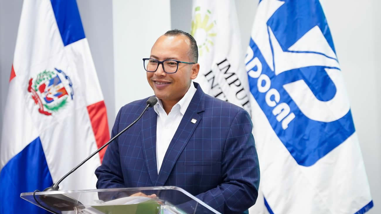 Presidente Abinader emite Decreto 314-24 que designa a Lorenzo David Ramírez Uribe como director general de Pasaportes