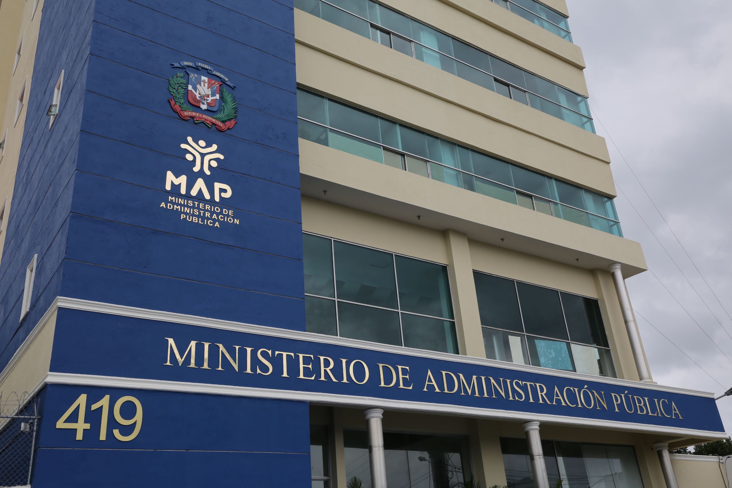 Suspendidas las labores en instituciones públicas a partir de las 2 de la tarde en el Gran Santo Domingo