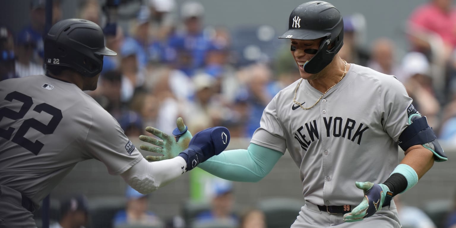 Juan Soto, Aaron Judge ayudan a Yankees a vencer a Azulejos