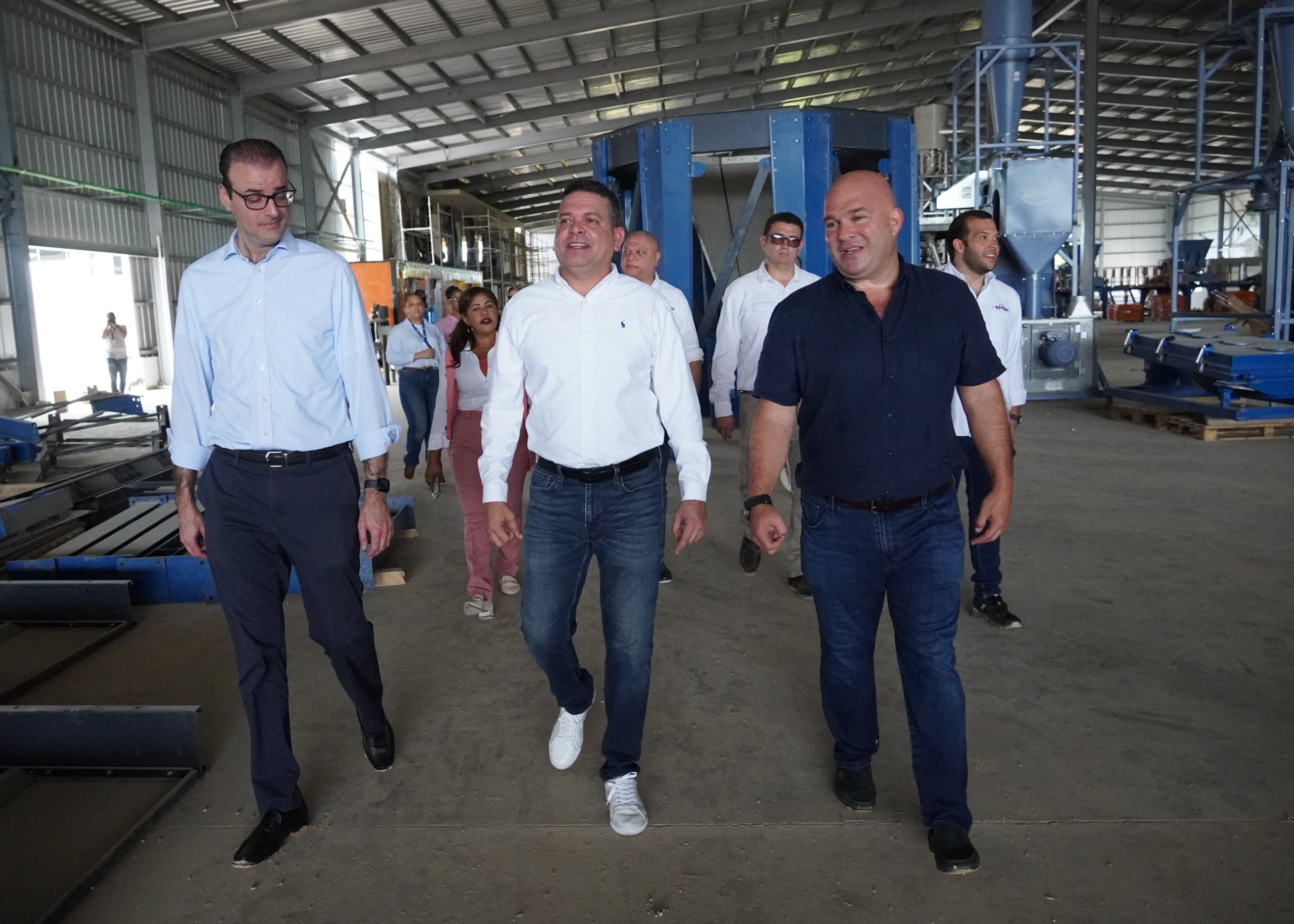 Proindustria supervisa instalación de planta recicladora en Zona Franca Quisqueya