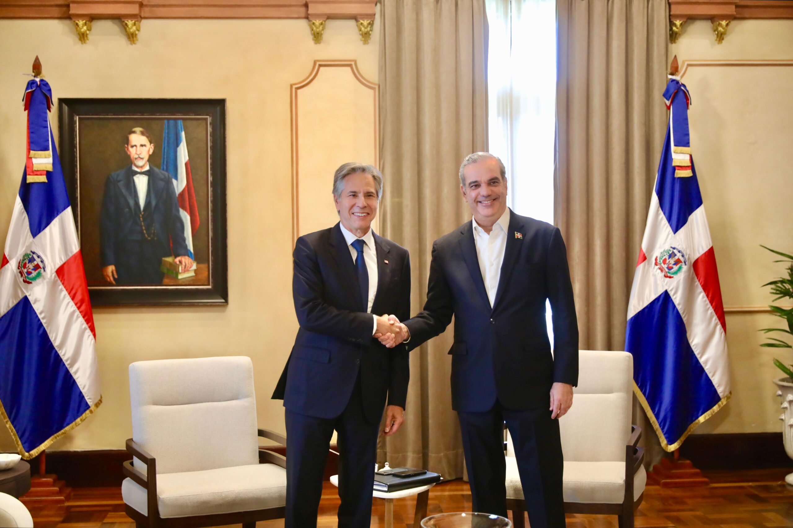 Presidente Abinader recibe en visita oficial al secretario de Estado norteamericano, Antony Blinken