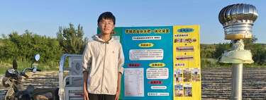 Con un tubo y botellas de plástico, un estudiante chino de 14 años crea la solución perfecta para fabricar agua en el desierto 