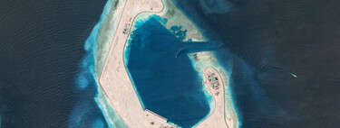 China solo ha tardado diez meses en levantar una isla artificial militar con un millón de toneladas de arena