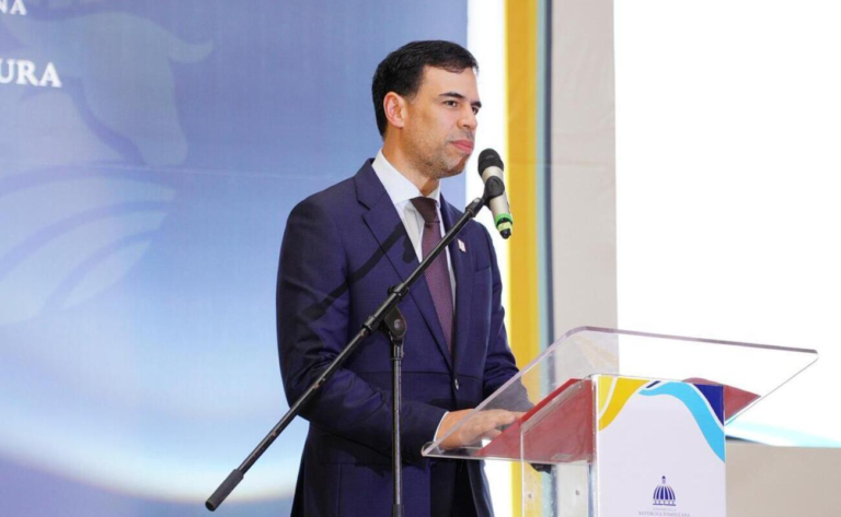 Ministro de Cultura inaugura Este Festival 2026 en Higüey