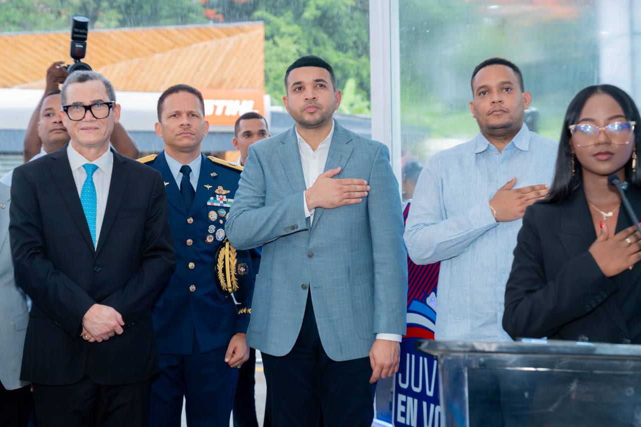 Cinco jóvenes dominicanos asumen el reto de recupe
