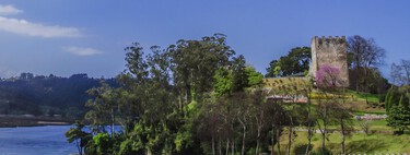 Venden por diez millones de euros un emblemático castillo de Asturias, con 24 habitaciones, doce baños y su propio embarcadero