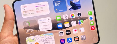 He probado el iPhone Duo: Apple no ha resuelto el pliegue pero sí ha resuelto que no lo veas